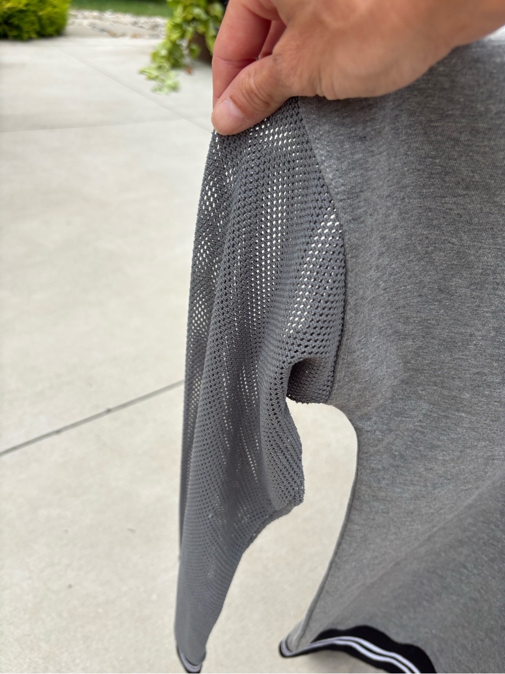 Women’s BCBGeneration Grey Crewneck Sweatshirt with Mesh Sleeves-Size L - Picture 3 of 6